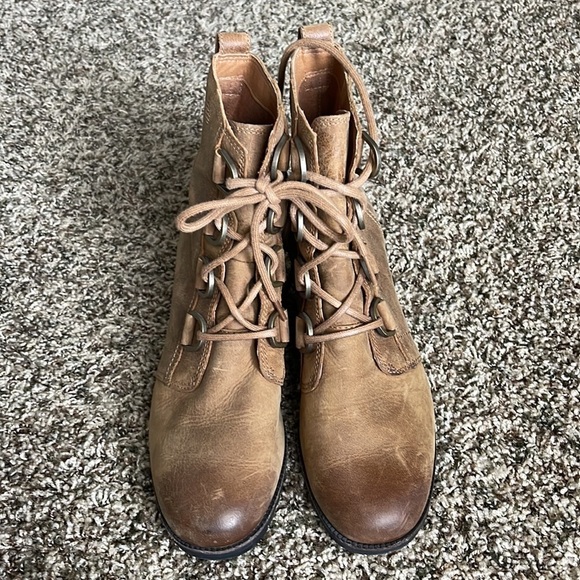 Sorel Addington Lace Up Heel Boots Size 8.5 - Picture 5 of 10